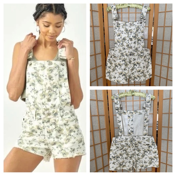 KanCan Floral High Rise Overall Shorts SZ M - Picture 1 of 15